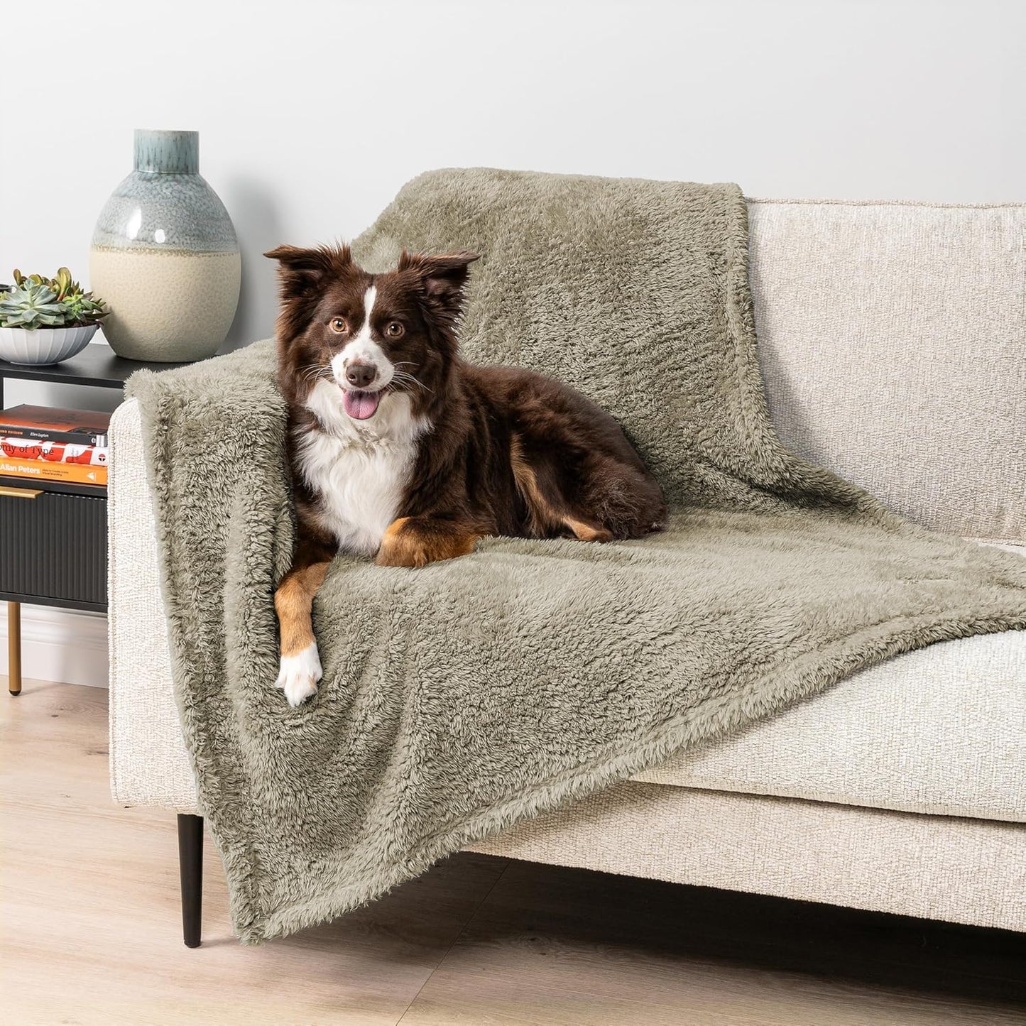 Reversible Sherpa Pet Blanket - Waterproof and Washable Furniture Protector for Dogs and Cats (Taupe Camel, 24x32)